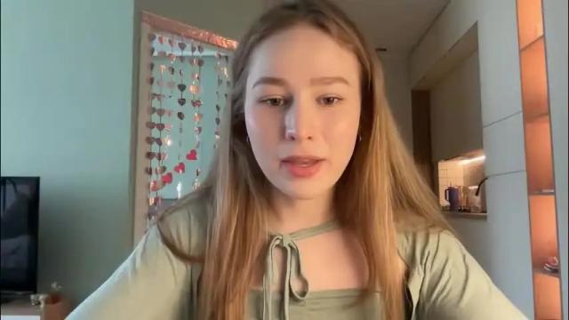 Image 6 of whoisalisa Stream on Chaturbate on 2 months ago