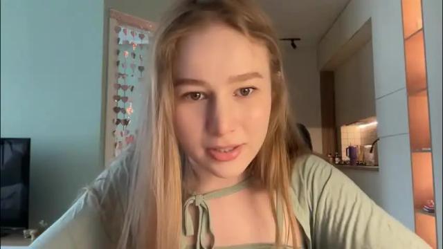 Image 7 of whoisalisa Stream on Chaturbate on 2 months ago