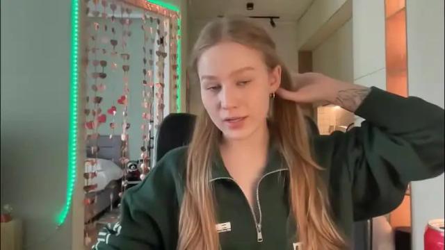 Image 3 of whoisalisa Stream on Chaturbate on 1 month ago