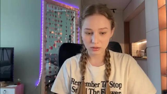 Image 11 of whoisalisa Stream on Chaturbate on 1 month ago