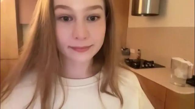 Image 3 of whoisalisa Stream on Chaturbate on 1 month ago