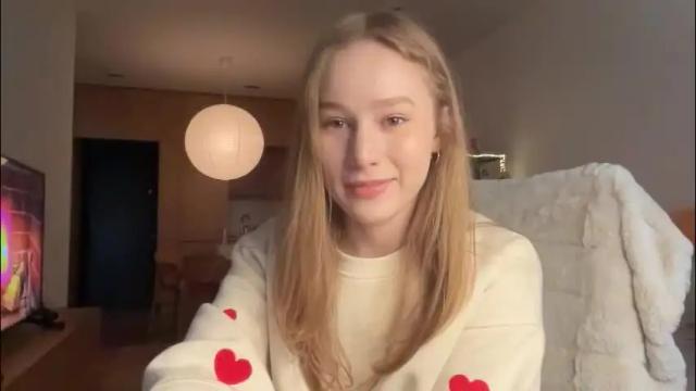 Image 7 of whoisalisa Stream on Chaturbate on 1 month ago