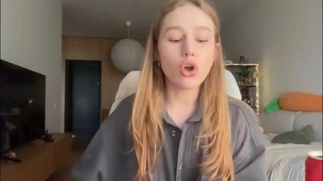 Image 7 of whoisalisa Stream on Chaturbate on 1 month ago