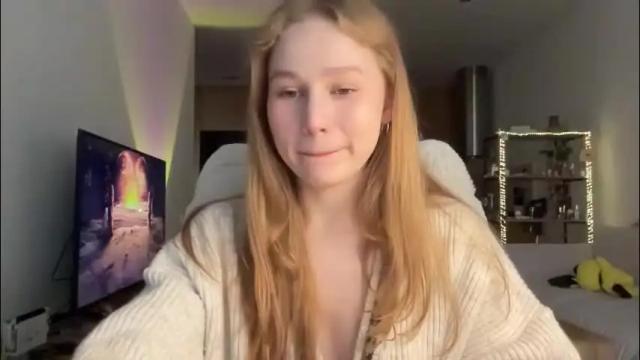 Image 12 of whoisalisa Stream on Chaturbate on 24 days ago