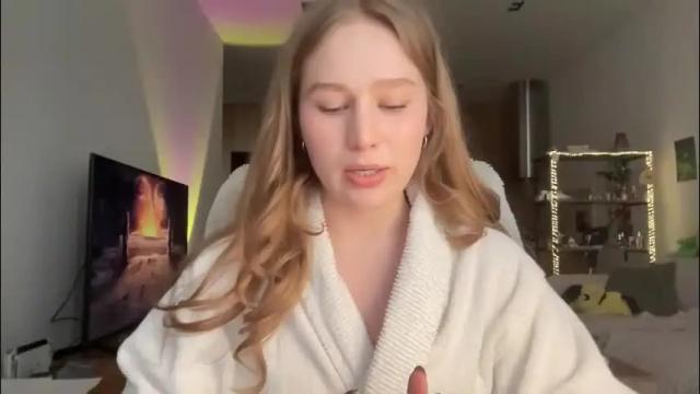 Image 10 of whoisalisa Stream on Chaturbate on 1 month ago