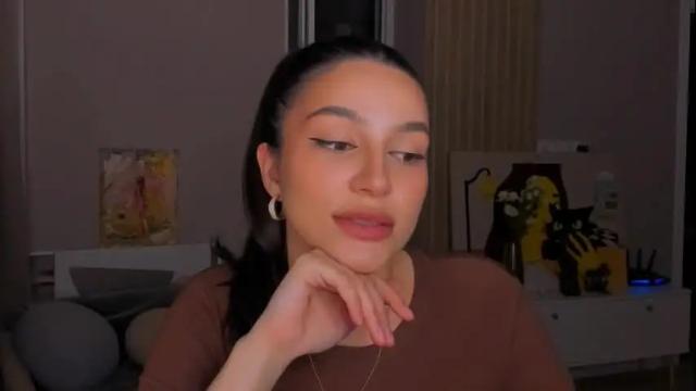 Image 11 of whoislulu Stream on Chaturbate on 24 days ago