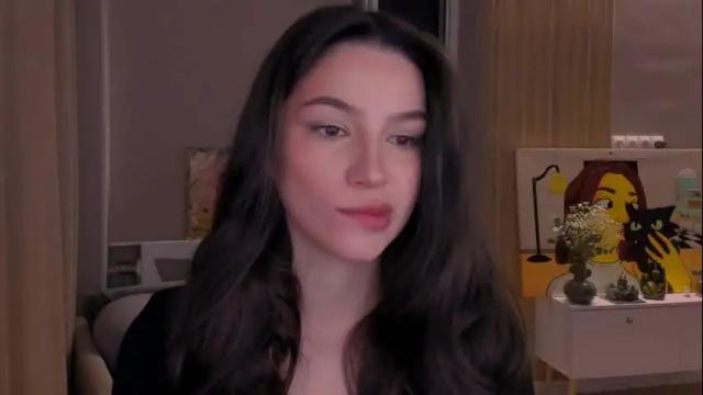 Image 2 of whoislulu Stream on Chaturbate on 6 days ago