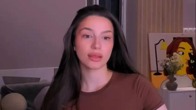 Image 2 of whoislulu Stream on Chaturbate on 28 days ago