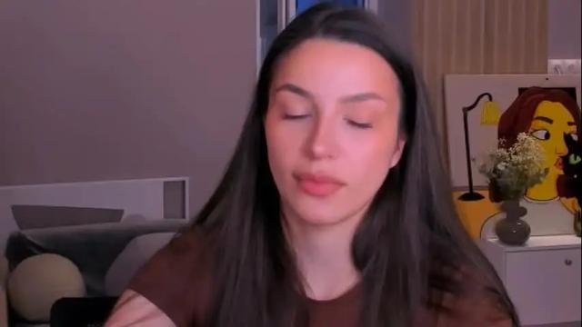 Image 8 of whoislulu Stream on Chaturbate on 28 days ago