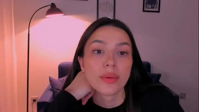 Image 12 of whoislulu Stream on Chaturbate on 13 days ago