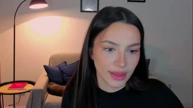 Image 11 of whoislulu Stream on Chaturbate on 5 days ago