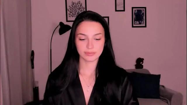 Image 6 of whoislulu Stream on Chaturbate on 6 days ago