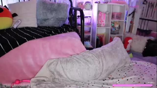 Image 11 of wholesomefilth Stream on Chaturbate on 1 month ago