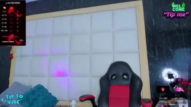Image 6 of wicked_kay Stream on Chaturbate on 13 months ago