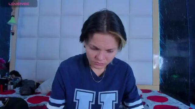 Image 3 of wicked_kay Stream on Chaturbate on 13 months ago