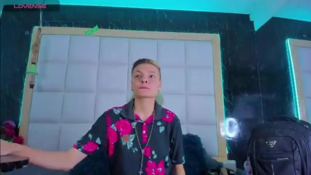 Image 4 of wicked_kay Stream on Chaturbate on 12 months ago