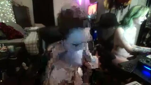 Image 10 of wickedgf222 Stream on Chaturbate on 19 months ago