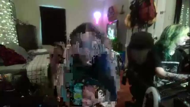 Image 3 of wickedgf222 Stream on Chaturbate on 19 months ago