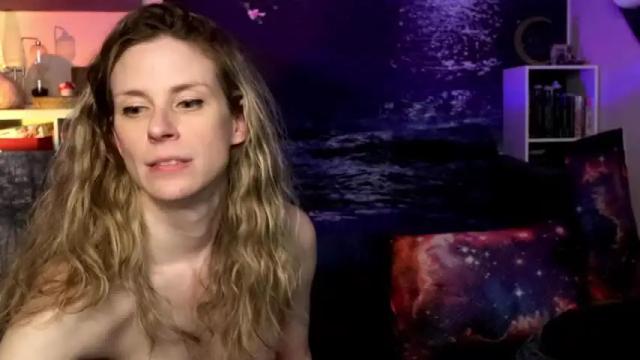 Thumbnail 1, width_of_a_peach's Stream at Chaturbate, 13 months ago