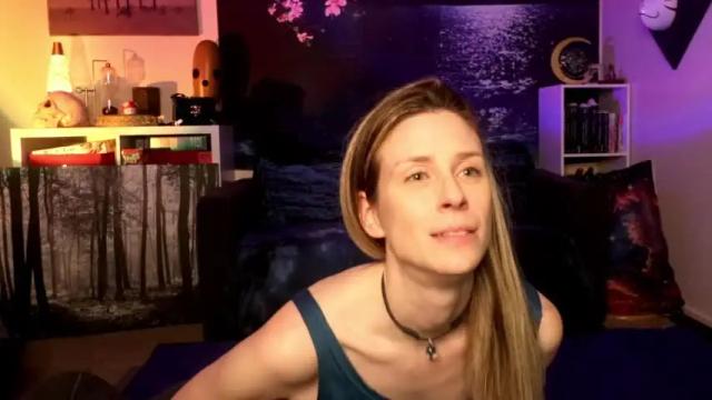 Thumbnail 2, width_of_a_peach's Stream at Chaturbate, 13 months ago