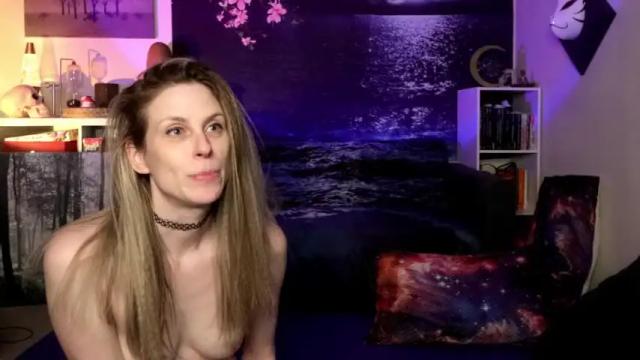 Image 7 of width_of_a_peach Stream on Chaturbate on 12 months ago
