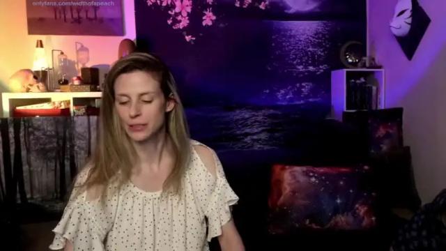 Image 6 of width_of_a_peach Stream on Chaturbate on 12 months ago
