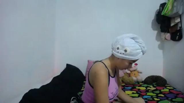 Image 2 of wiinynew2021 Stream on Chaturbate on 1 month ago