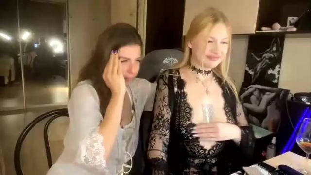 Image 12 of wild_b_e_r_r_y Stream on Chaturbate on 12 months ago