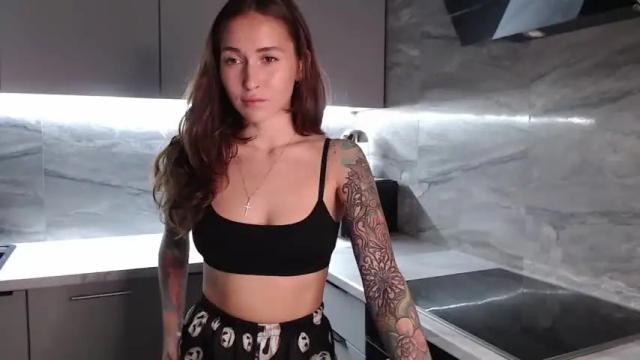 Image 6 of wild_becky Stream on Chaturbate on 20 months ago