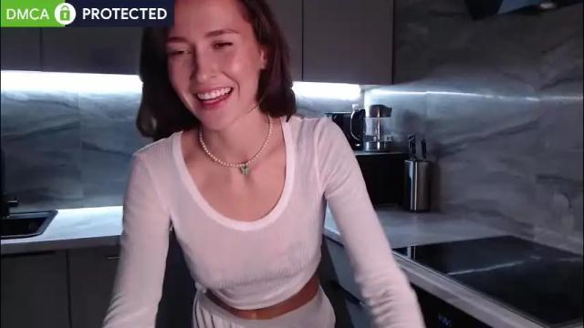 Image 10 of wild_becky Stream on Chaturbate on 1 month ago