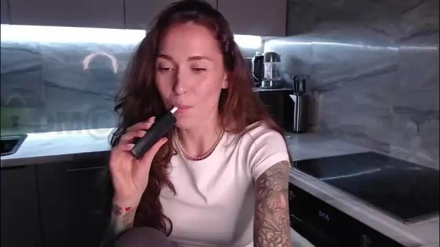 Image 10 of wild_becky Stream on Chaturbate on 27 days ago