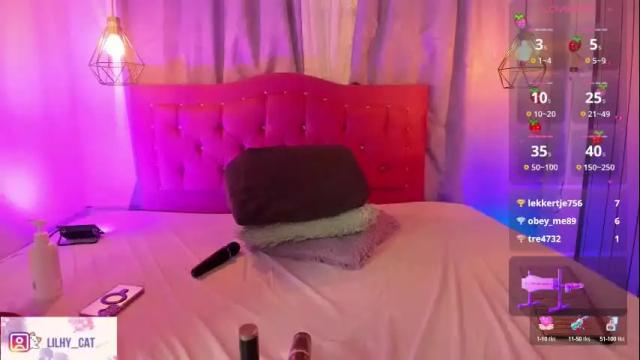 Image 4 of wild_lilhy Stream on Chaturbate on 4 days ago