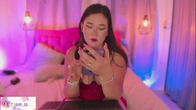 Image 4 of wild_lilhy Stream on Chaturbate on 2 months ago