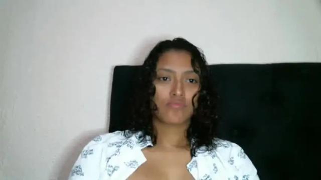 Image 10 of wild_moanaa Stream on Chaturbate on 17 months ago