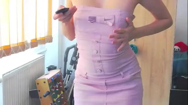 Image 12 of wildbea23 Stream on Chaturbate on 1 month ago