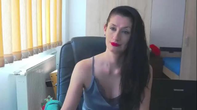 Image 7 of wildbea23 Stream on Chaturbate on 9 days ago