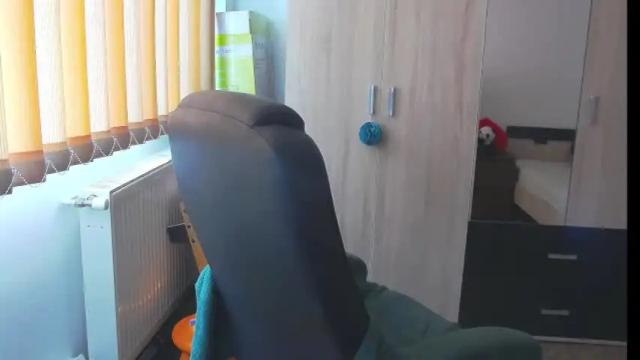 Image 2 of wildbea23 Stream on Chaturbate on 10 days ago