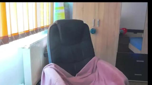Image 8 of wildbea23 Stream on Chaturbate on 1 day ago