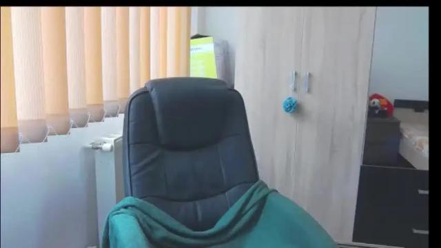 Image 10 of wildbea23 Stream on Chaturbate on 2 months ago