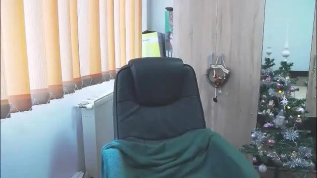 Image 10 of wildbea23 Stream on Chaturbate on 25 days ago