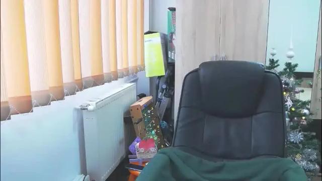 Image 12 of wildbea23 Stream on Chaturbate on 25 days ago