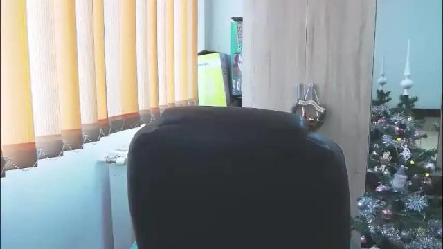 Image 2 of wildbea23 Stream on Chaturbate on 25 days ago