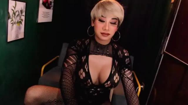 Thumbnail 1, wildcandyyy's Stream at Chaturbate, 23 months ago