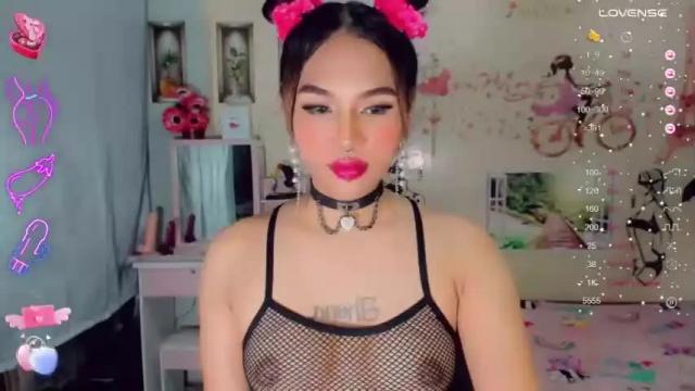 Image 12 of wilddirtyparadise Stream on Chaturbate on 13 months ago
