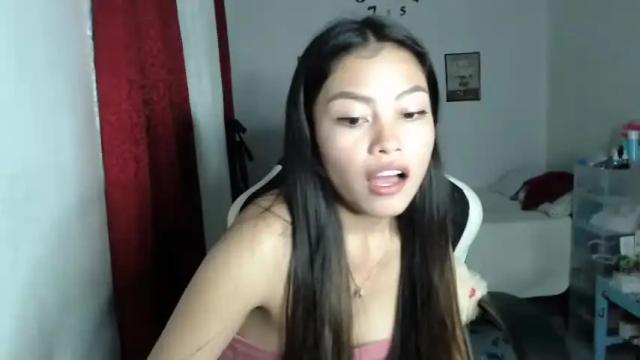 Image 2 of wildflowerpinay_juli Stream on Chaturbate on 15 months ago