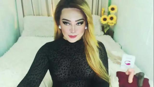 Image 12 of wildhotivana Stream on Chaturbate on 1 month ago