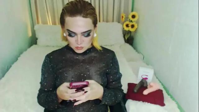 Image 3 of wildhotivana Stream on Chaturbate on 1 month ago