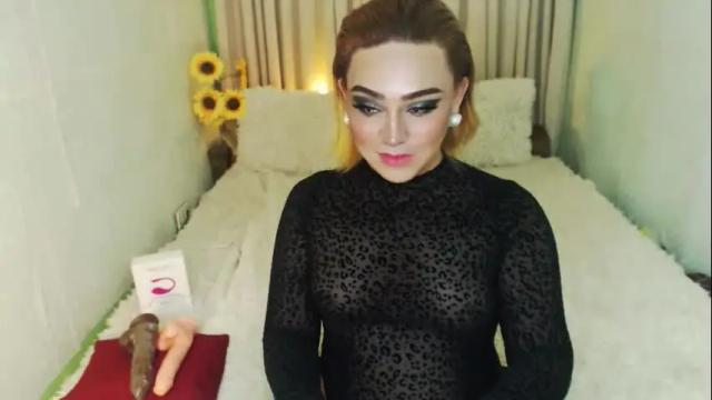 Image 10 of wildhotivana Stream on Chaturbate on 1 month ago