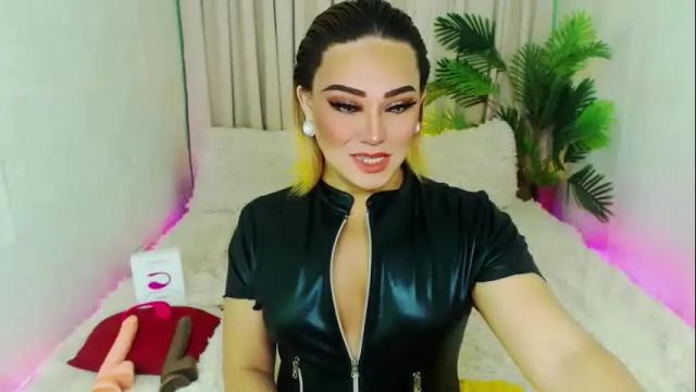 Image 10 of wildhotivana Stream on Chaturbate on 1 month ago