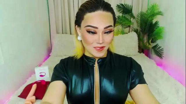 Image 12 of wildhotivana Stream on Chaturbate on 1 month ago